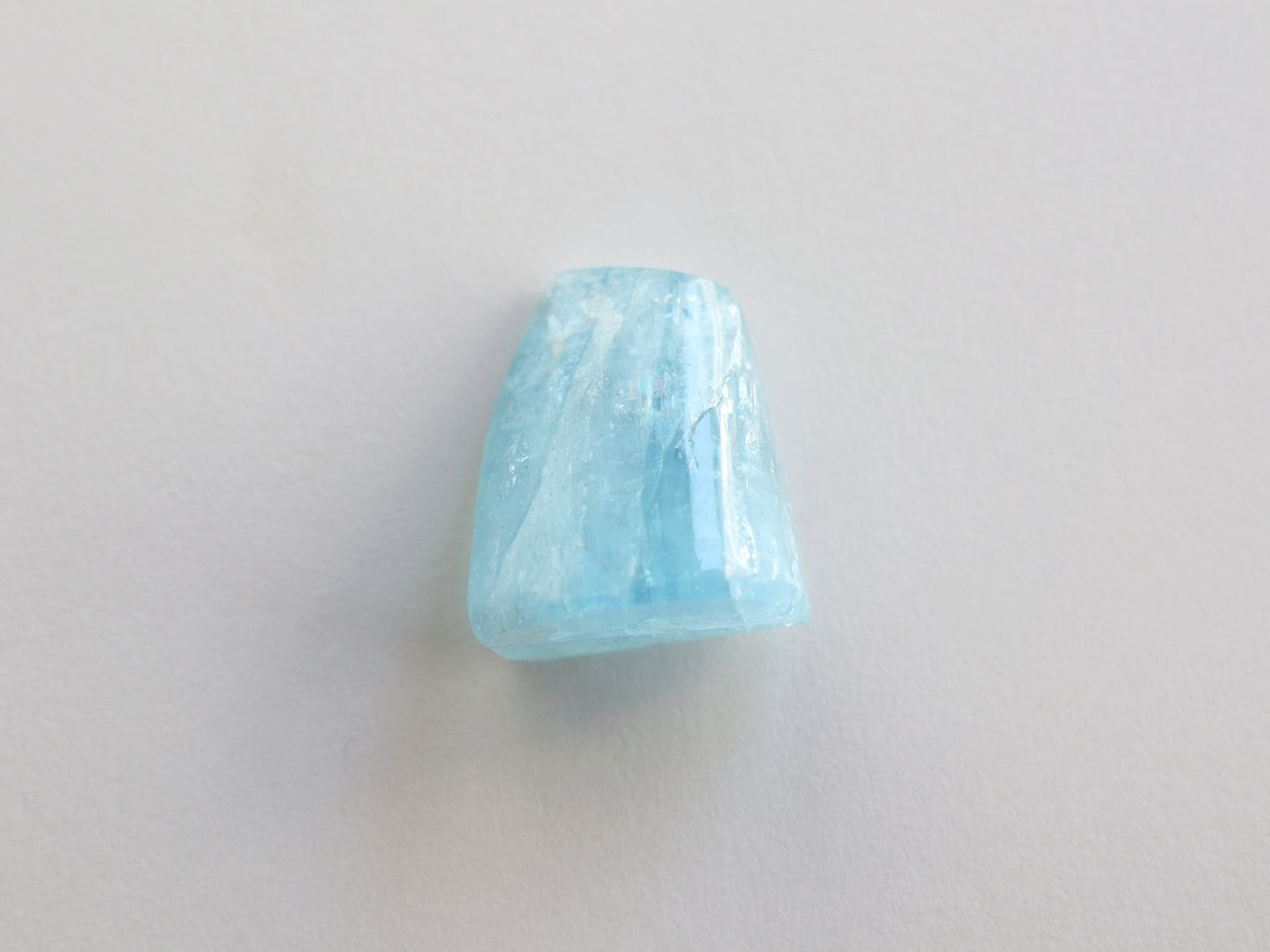 カンチェンジュンガ産レインボーアクアマリン ルース PN:AQ-15