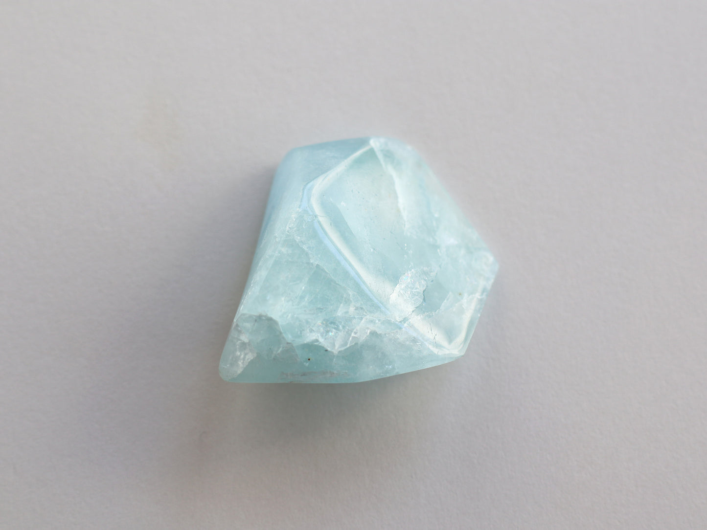 カンチェンジュンガ産アクアマリン ルース PN:AQ-35