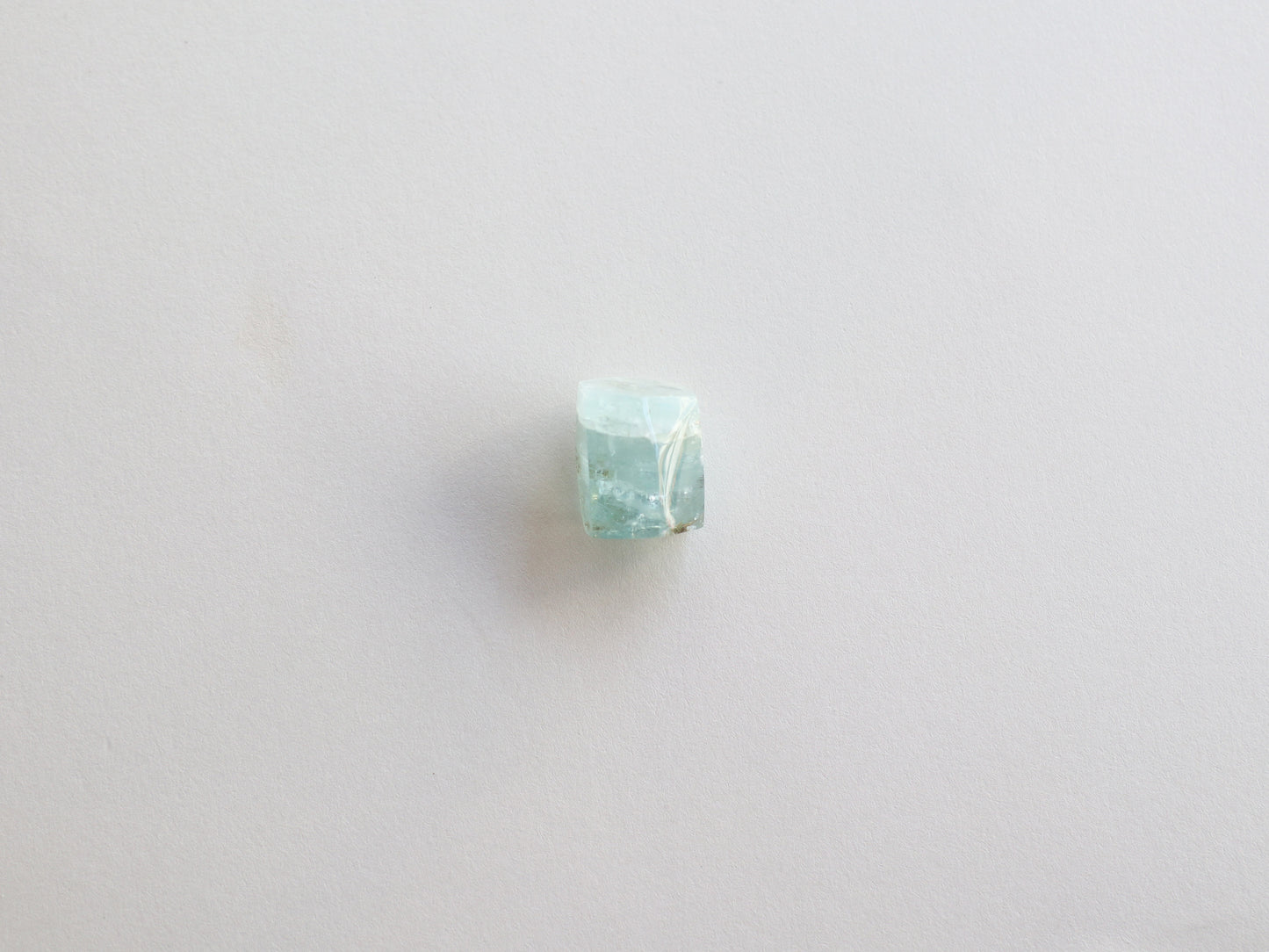 カンチェンジュンガ産レインボーアクアマリン ルース PN:AQ-5