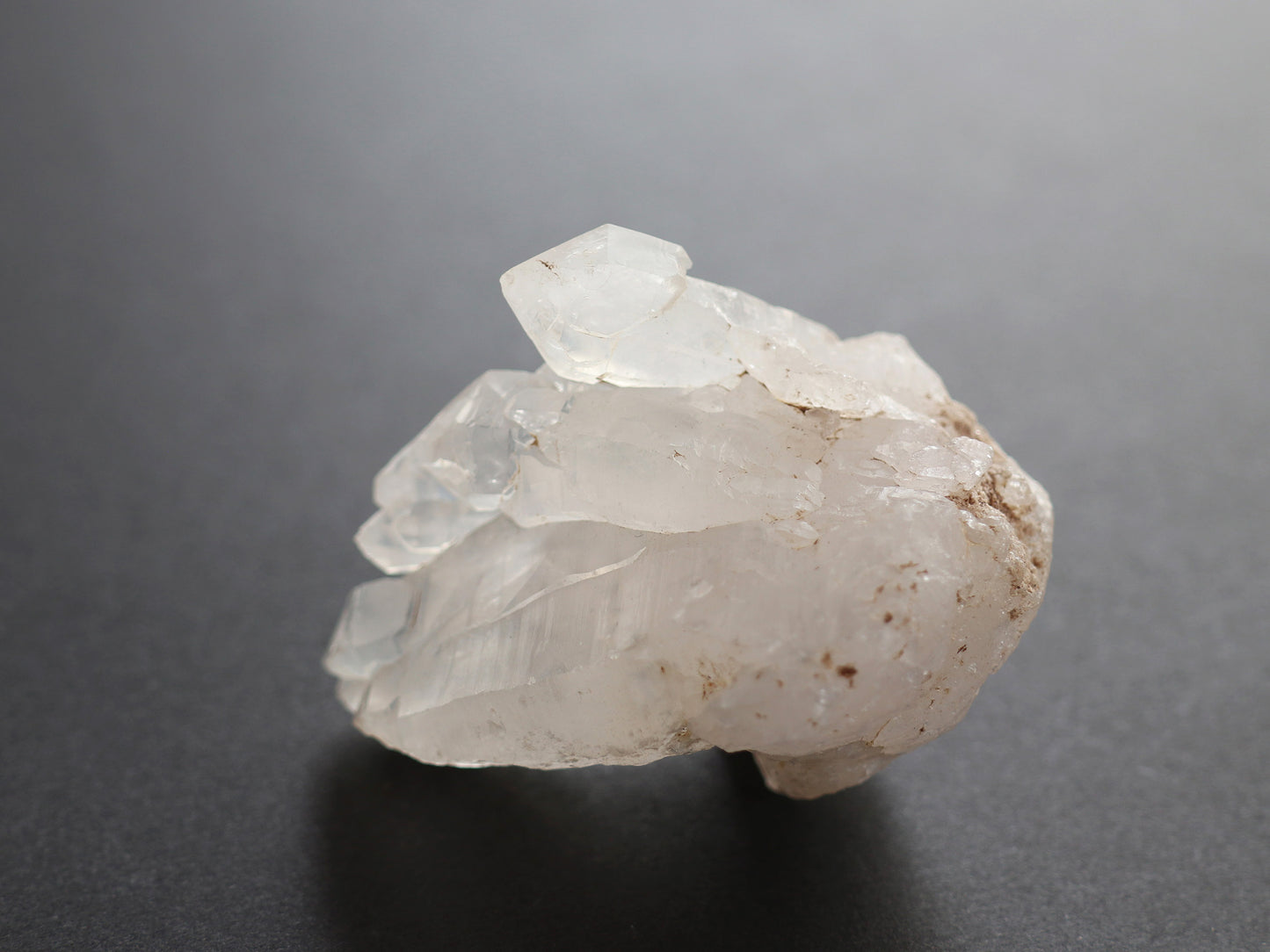 セプター、レインボークリスタル、ガネーシュヒマール産ヒマラヤ水晶原石PN:GG-122