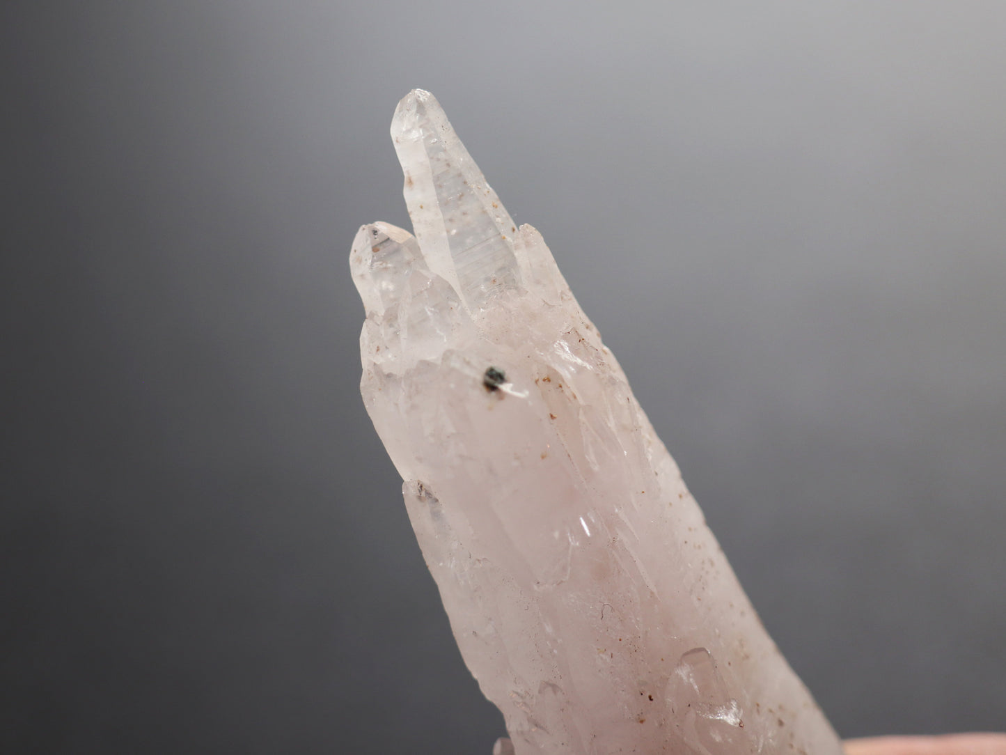 エレスチャル、ロングクリスタル、ガネーシュヒマール産ヒマラヤ水晶原石PN:GG-131