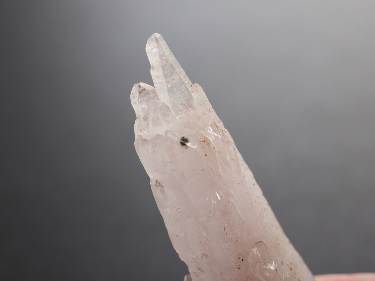 ガネーシュヒマール産ヒマラヤ水晶エレスチャル、ロングクリスタル原石PN:GG-131