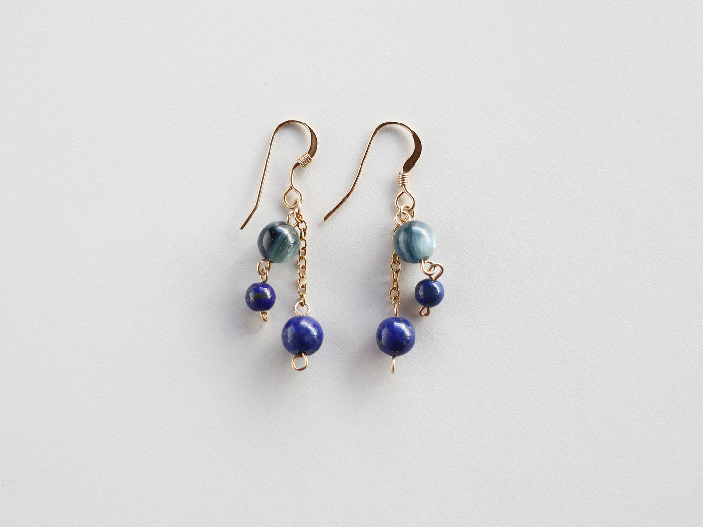 ◆ItoMe Stone◆ピアス*ラピスラズリ、カイヤナイトのチェーンピアス PN:IPS-233