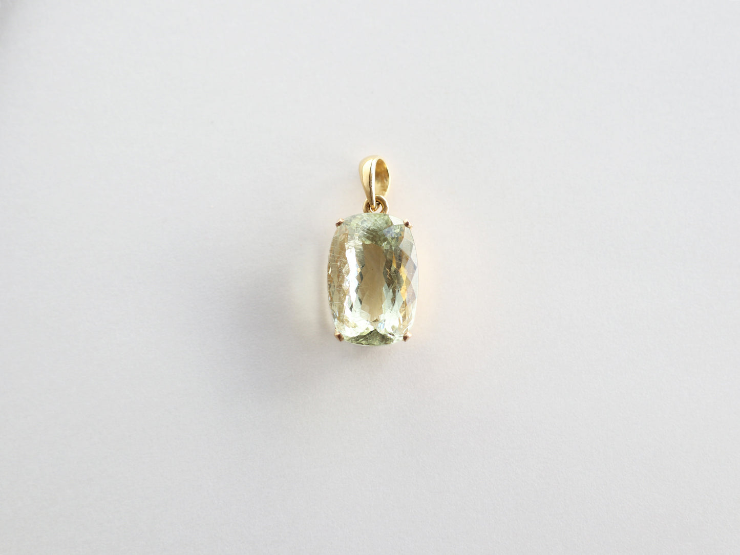 18K イエローアクアマリン(ヘリオドール)ルチル入り ペンダントトップ PN:STP-88