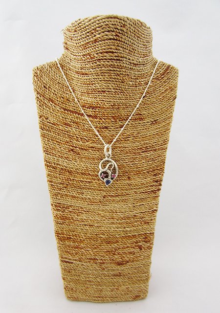 ナーガペンダントジャジャコットカイヤナイト,ビルマルビー