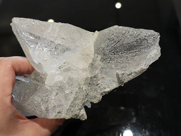 ガネーシュヒマール産ヒマラヤ水晶クロライト入り、ワイクリスタル原石PN:GG-035