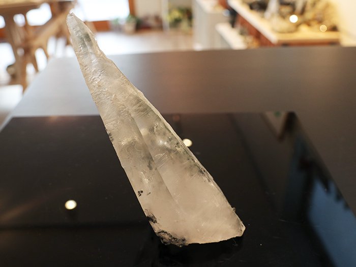 ガネーシュヒマール産ヒマラヤ水晶インプリントロングクリスタル原石PN:GG-041