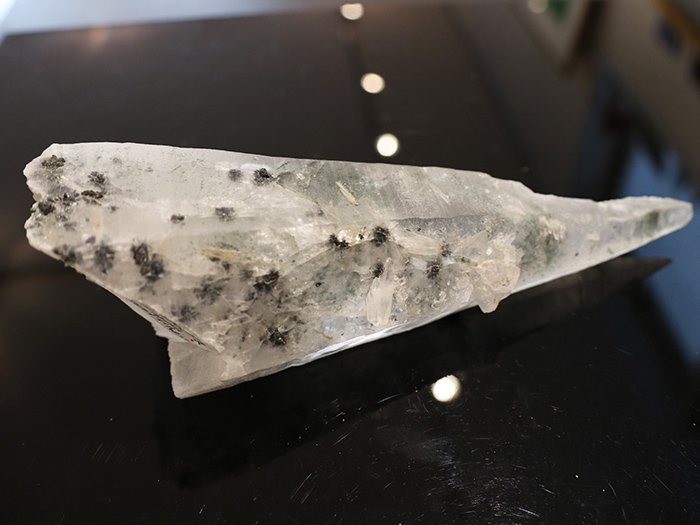 ガネーシュヒマール産ヒマラヤ水晶インプリントロングクリスタル原石PN:GG-041