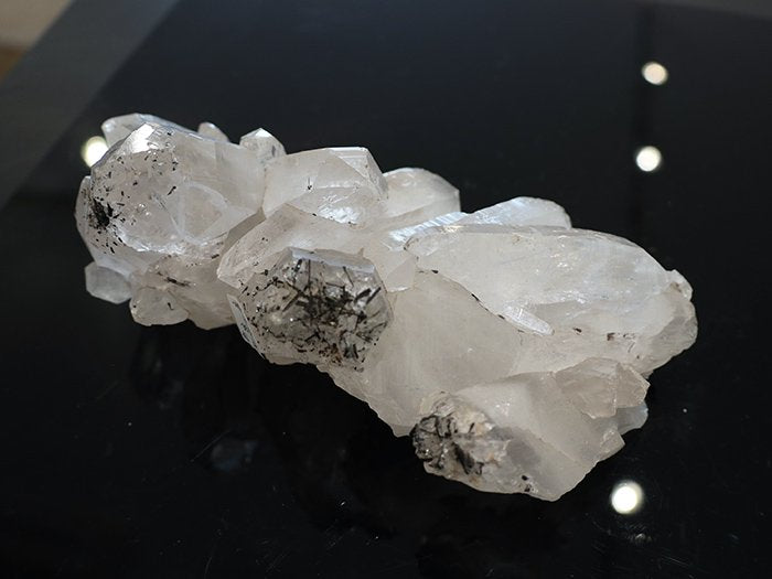ガネーシュヒマール産ヒマラヤ水晶トルマリンルチル付きクラスター原石PN:GG-107