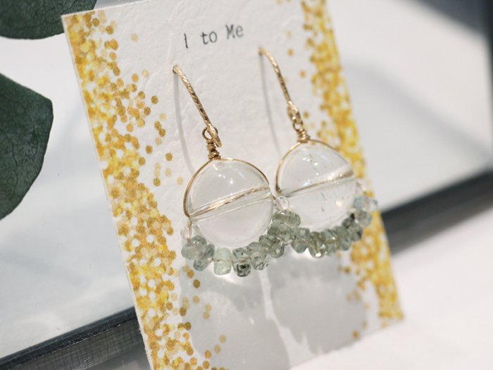 【おひげシリーズ】ガネーシュヒマール産ヒマラヤ水晶球&グリーントルマリン14KGFピアス
