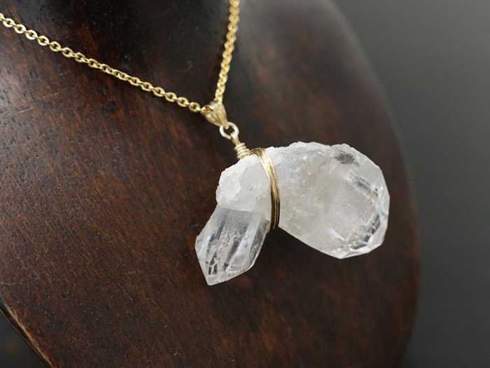 (14KGFワイヤーワーク)ガネーシュヒマール産ツイン水晶原石ペンダントトップ