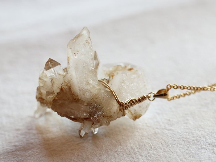 (14KGFワイヤーワーク)ガネーシュヒマール産クラスター水晶原石ペンダントトップ