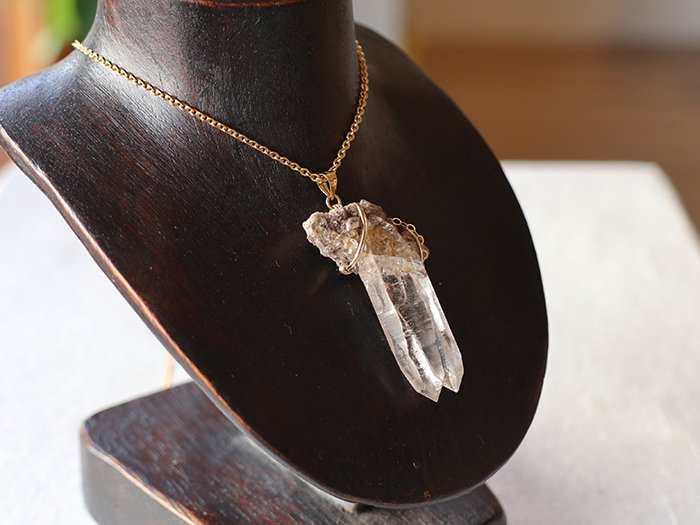 (14KGFワイヤーワーク)ガネーシュヒマール産ヒマラヤ水晶、ツインソウル原石ペンダントトップ