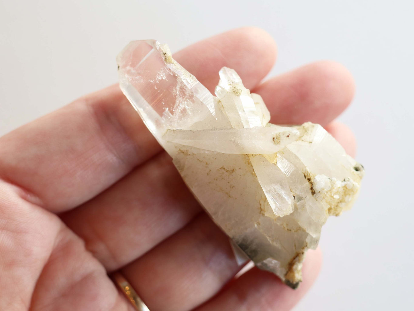 クロライト、タビュラー、ガネーシュヒマール産 ヒマラヤ水晶原石PN:GG-020