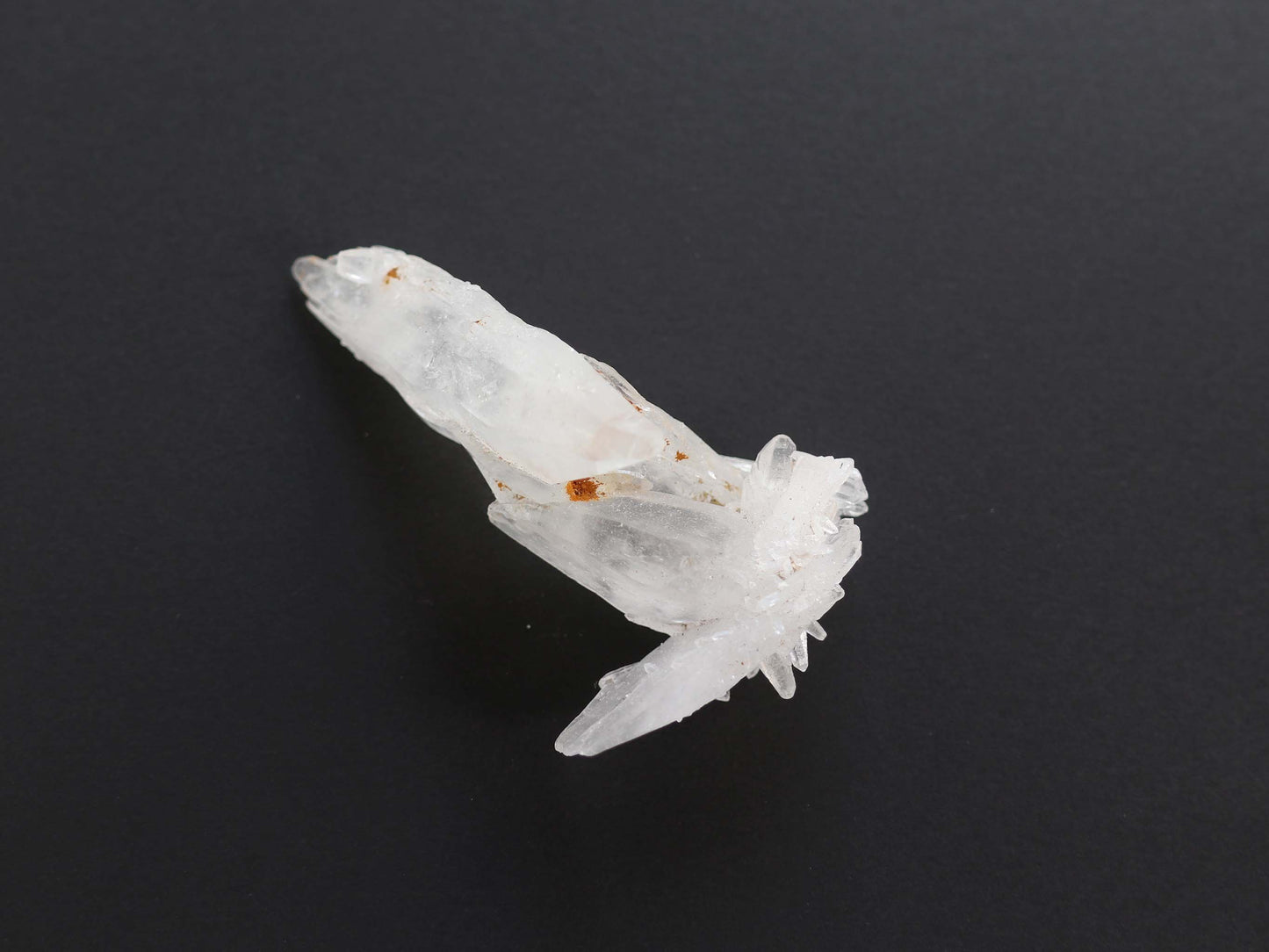 ガネーシュヒマール産ヒマラヤ水晶エンジェル、ダブルポイント原石PN:GG-332