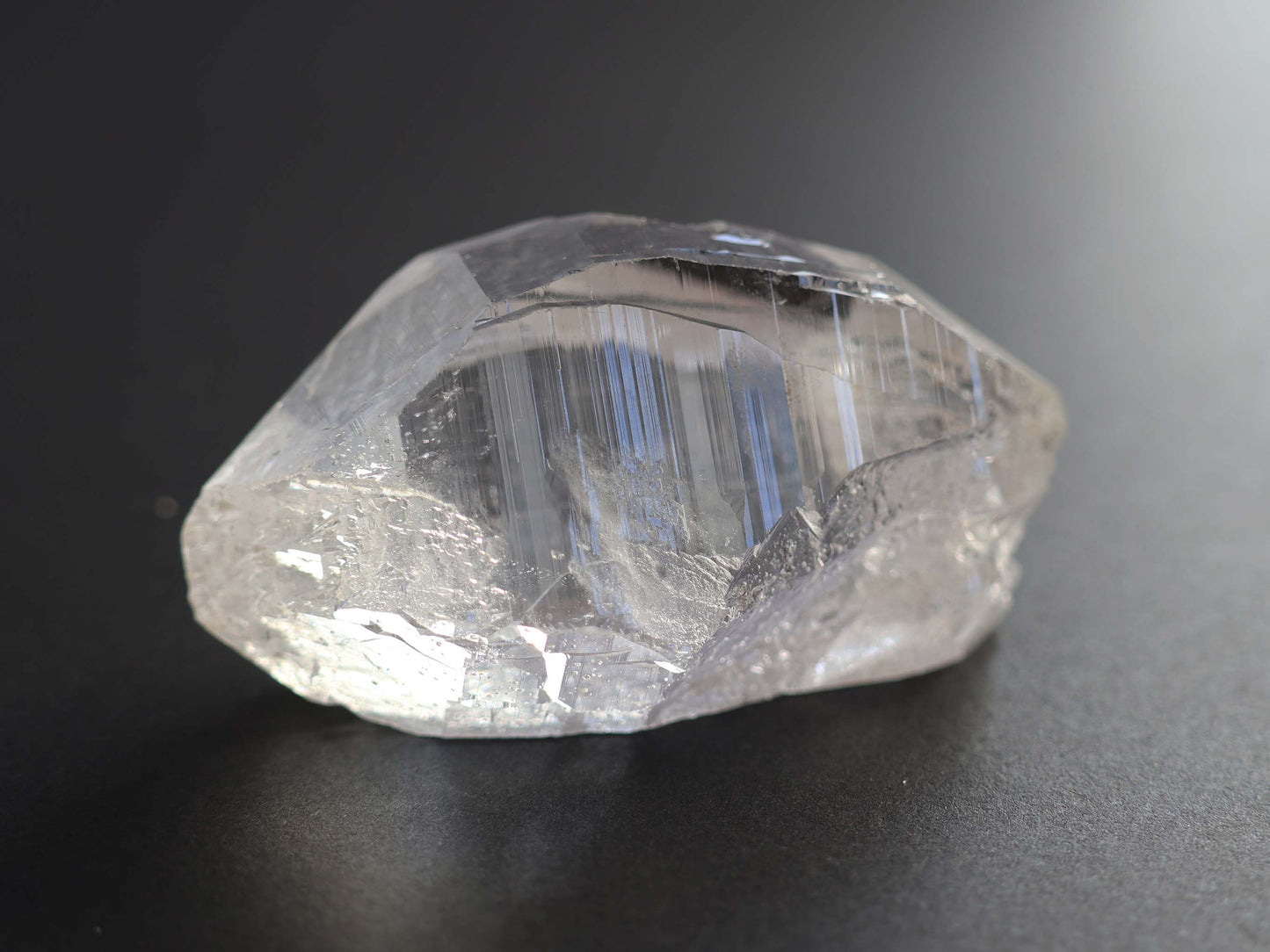 ガネーシュヒマール産ヒマラヤ水晶ダブルポイント原石PN:GG-054