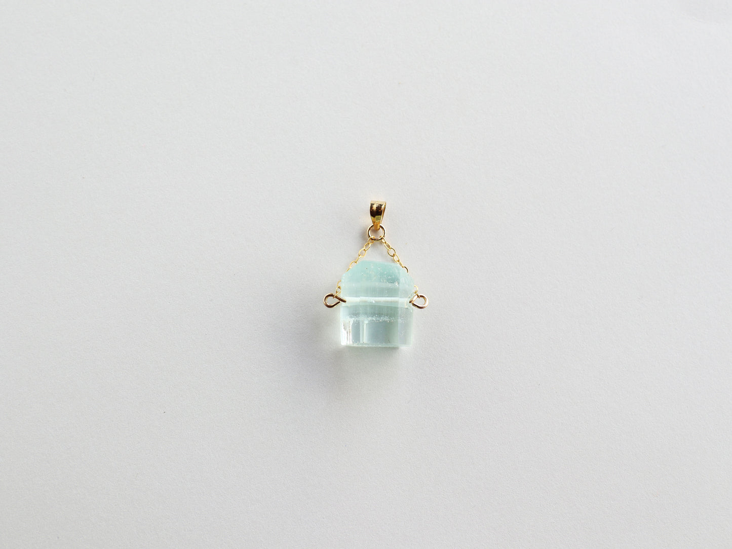 ◆ItoMe Stone◆カンチェンジュンガ産アクアマリン 14KGFペンダントPN:INE47