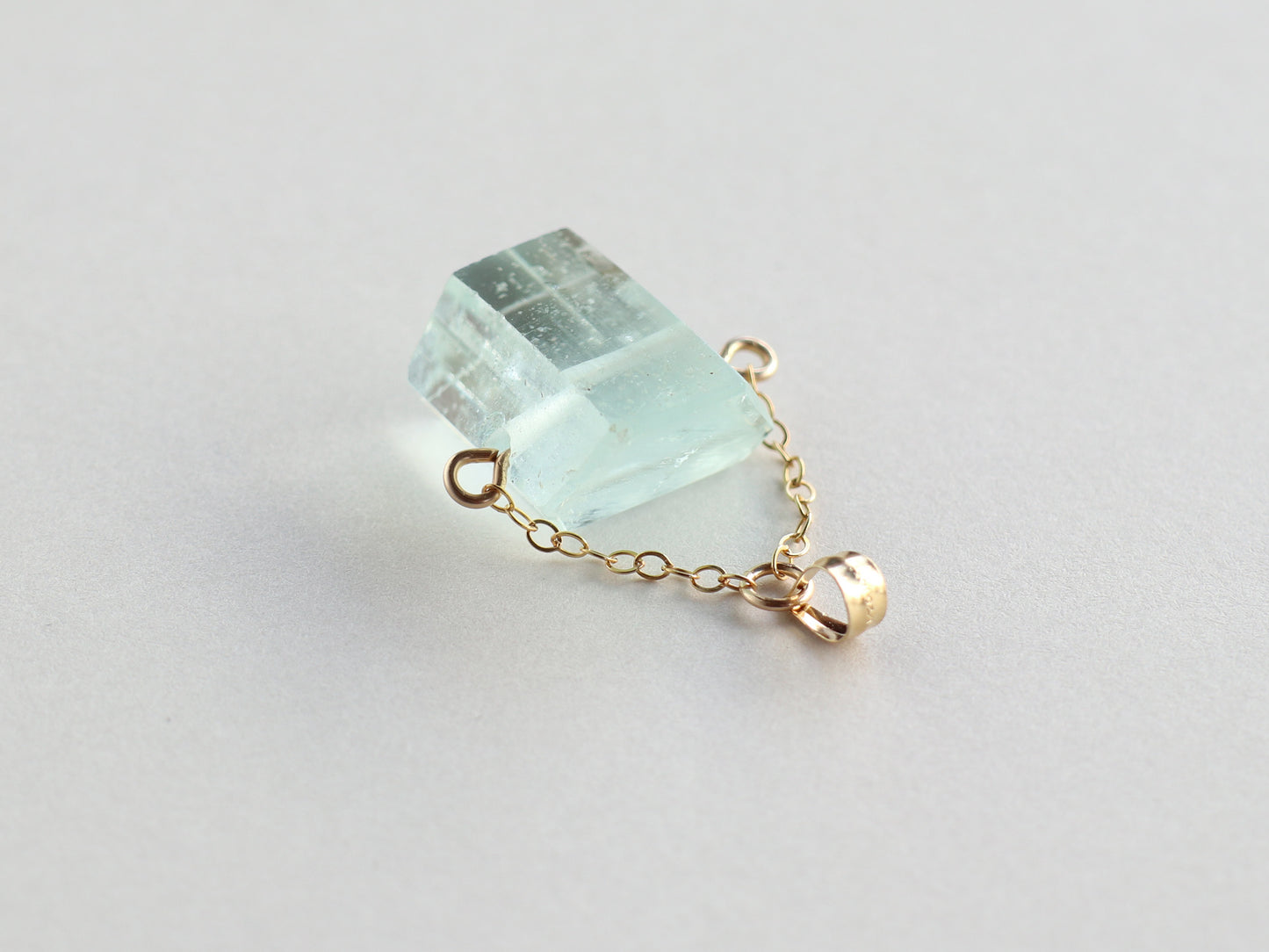 ◆ItoMe Stone◆カンチェンジュンガ産アクアマリン 14KGFペンダントPN:INE47