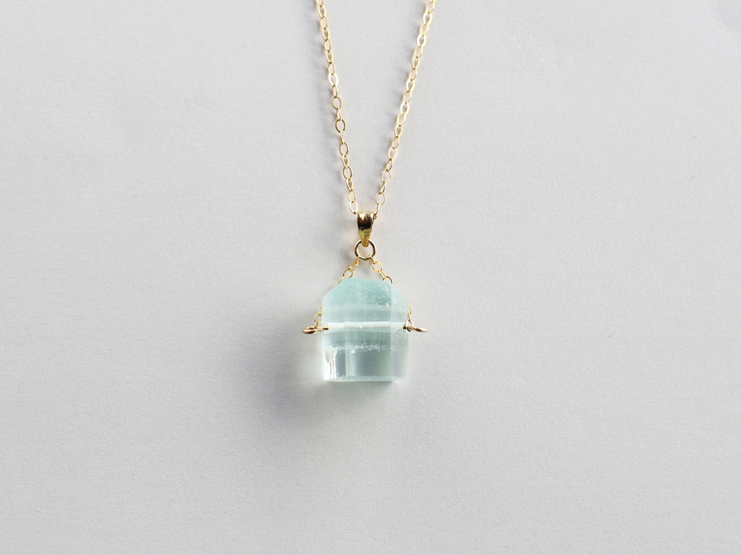 ◆ItoMe Stone◆カンチェンジュンガ産アクアマリン 14KGFペンダントPN:INE47