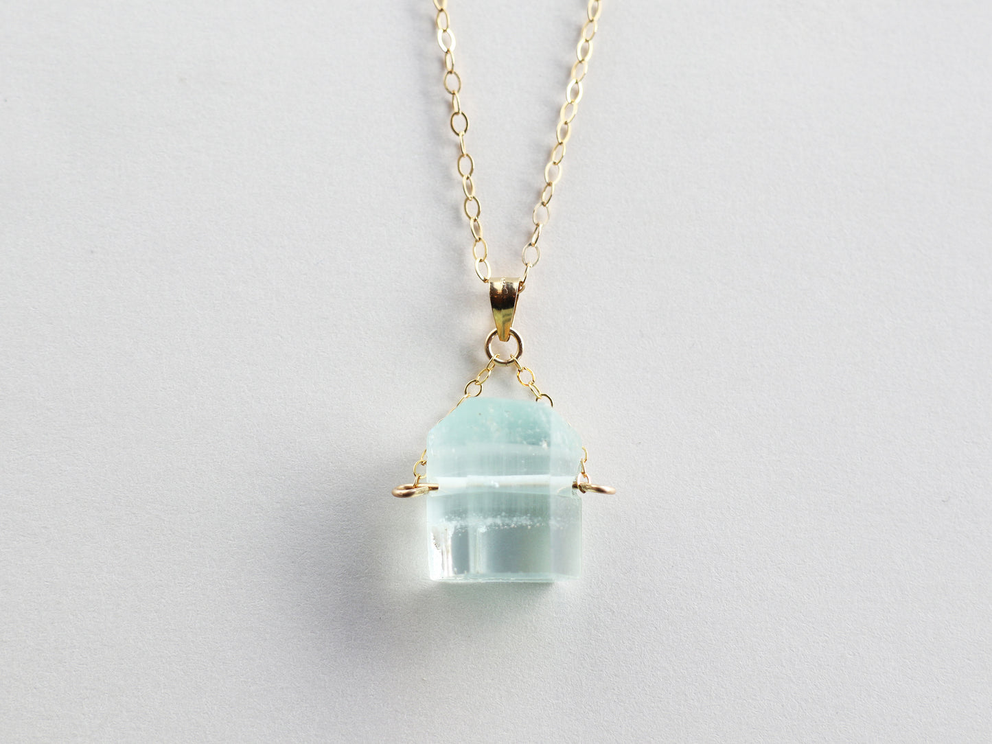 ◆ItoMe Stone◆カンチェンジュンガ産アクアマリン 14KGFペンダントPN:INE47