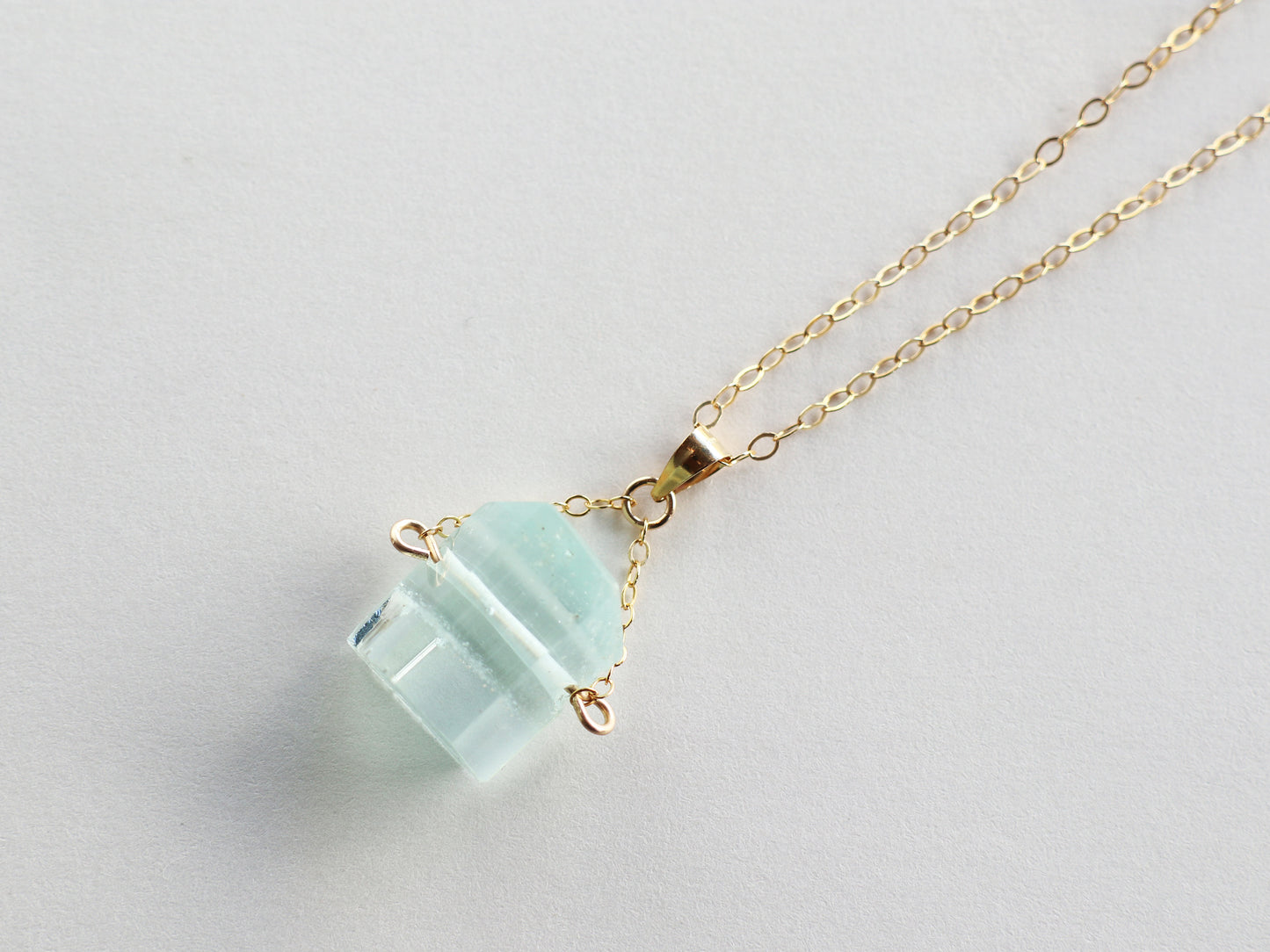 ◆ItoMe Stone◆カンチェンジュンガ産アクアマリン 14KGFペンダントPN:INE47
