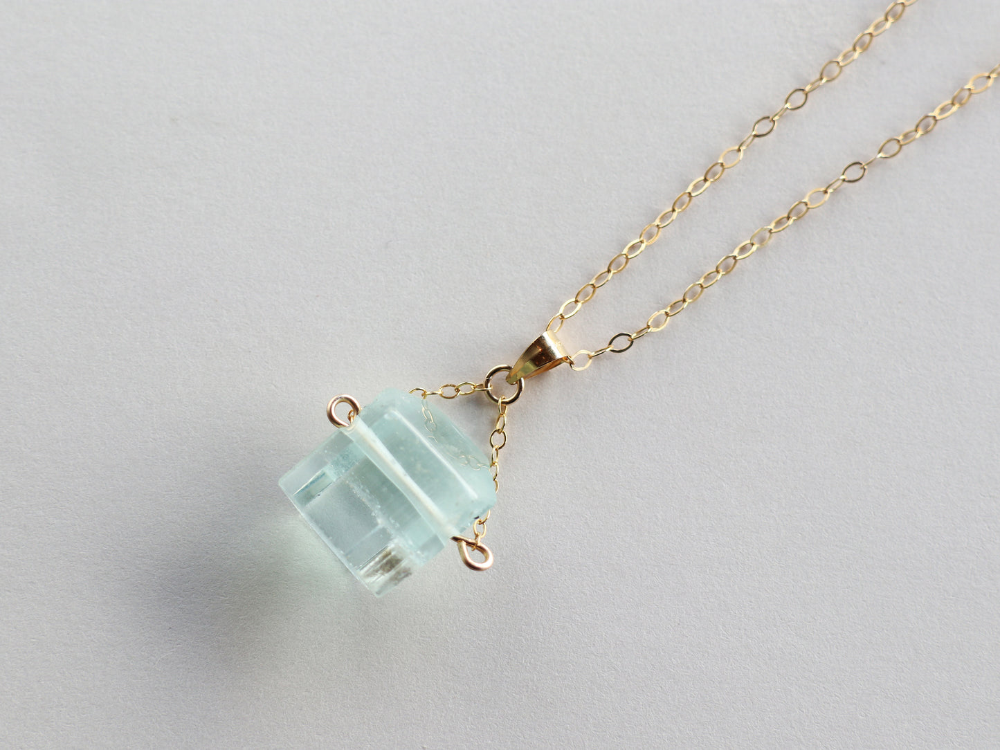◆ItoMe Stone◆カンチェンジュンガ産アクアマリン 14KGFペンダントPN:INE47
