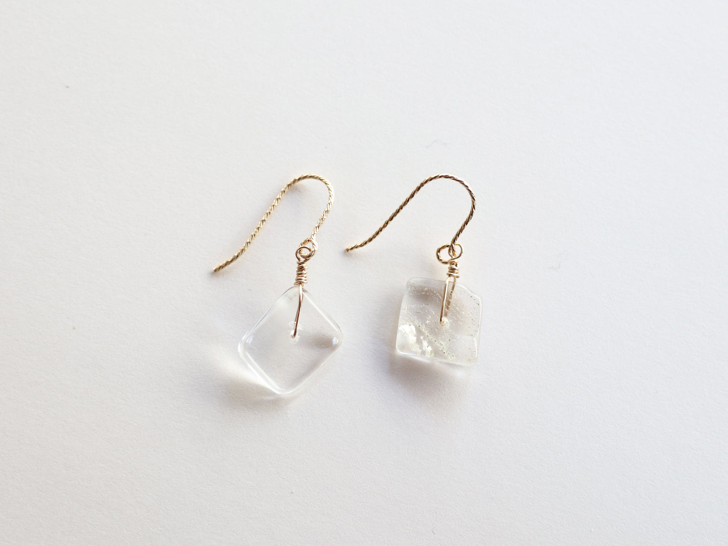 ◆ItoMe Stone◆ピアス*ガネーシュヒマール産ヒマラヤ水晶ファントム PN:IPS-132