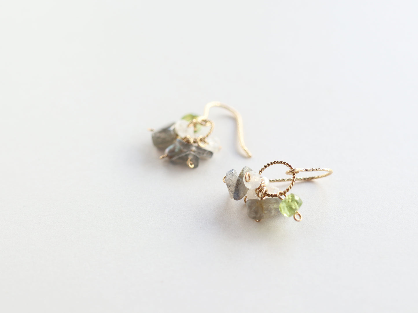 ◆ItoMe Stone◆ピアス*ラブラドライト、ペリドット、レインボームーンストーン PN:IPS-150