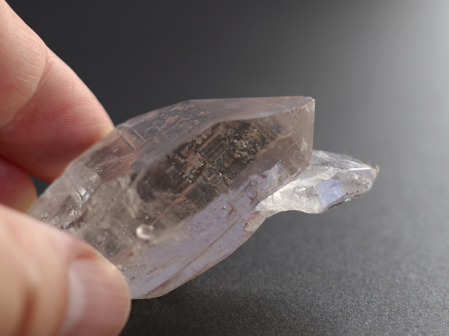 ガネーシュヒマール産ヒマラヤ水晶ダブルポイント、レコードキーパー原石PN:GG-161