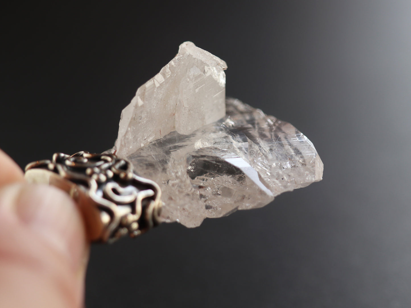ガネーシュヒマール産ヒマラヤ水晶原石  タビュラーシルバーペンダントPN:HCS-263