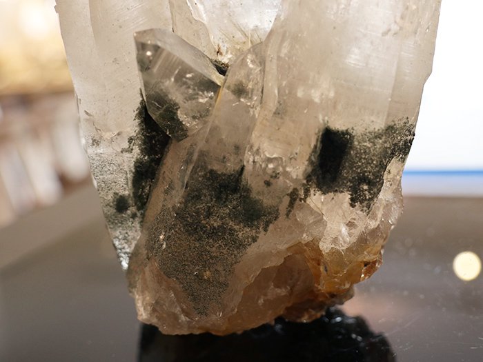 ガネーシュヒマール産クロライトブリッジ水晶