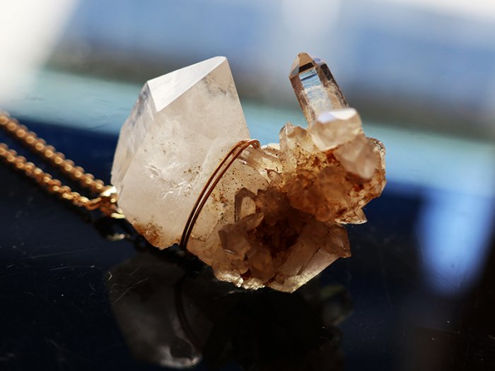 （14KGFワイヤーワーク）ガネーシュヒマール産クラスター水晶原石ペンダントトップ