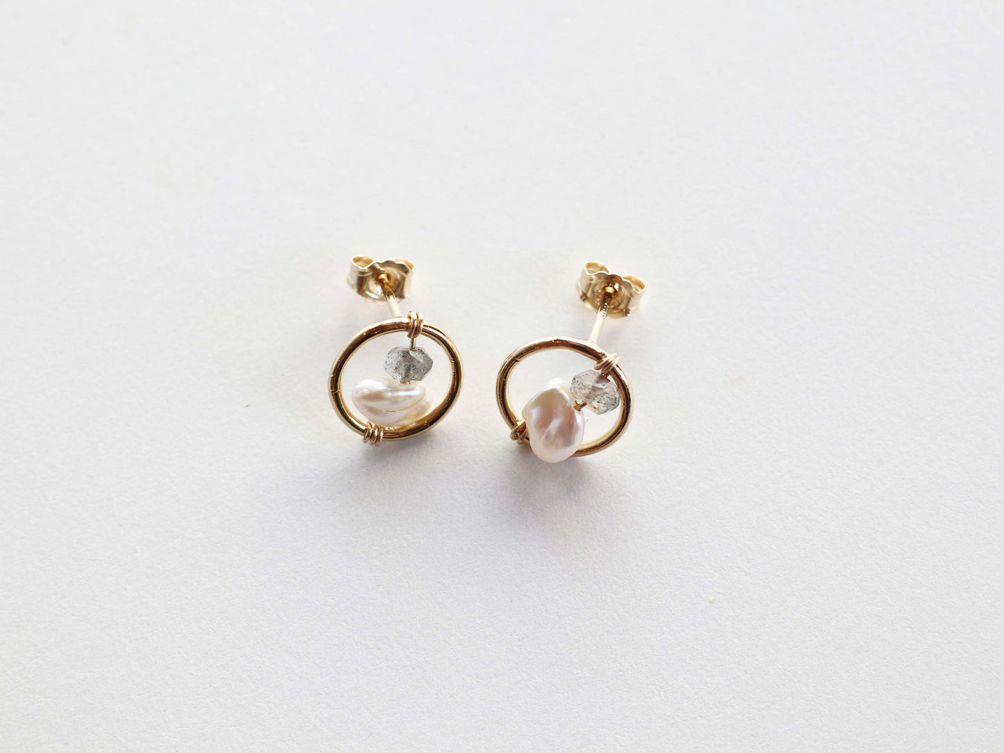 ◆ItoMe Stone◆ピアス＊淡水パールとラブラドライトのサークルピアス
